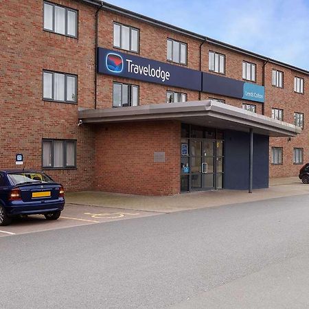 Travelodge Leeds Colton Гарфорт Екстер'єр фото